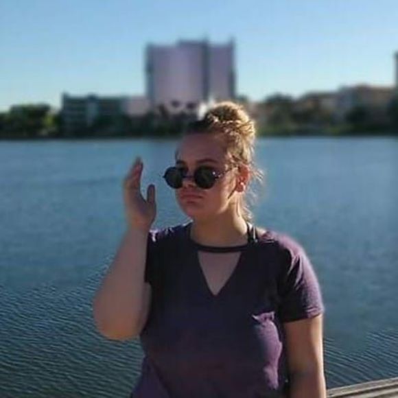 Meet your Posher, Karley - Picture 1 of 1